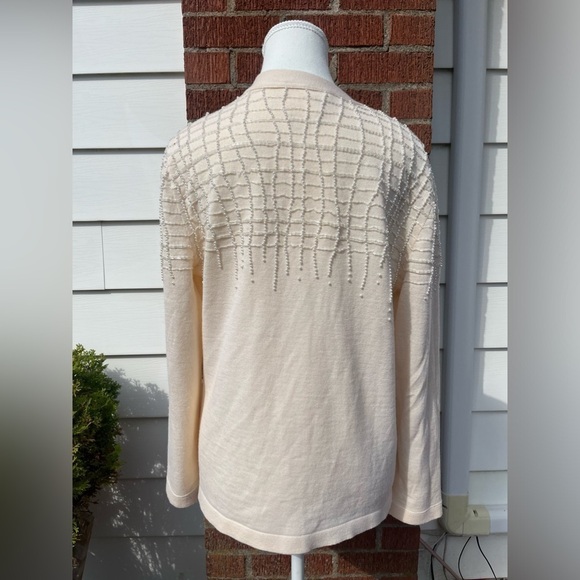 Escada Vintage Cardigan. Couple beads discoloured - Picture 5 of 15